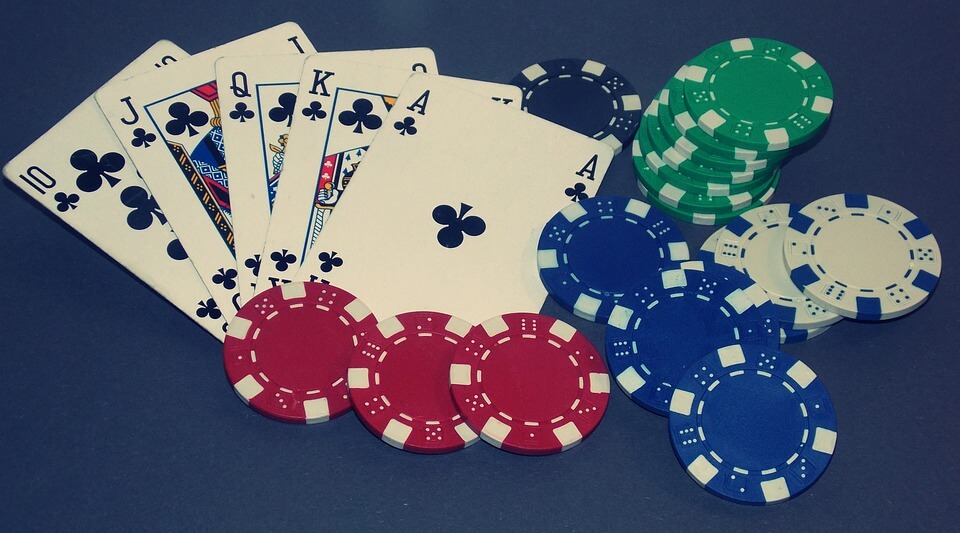 Honderden online pokeraars vrijgesteld van betalen belasting