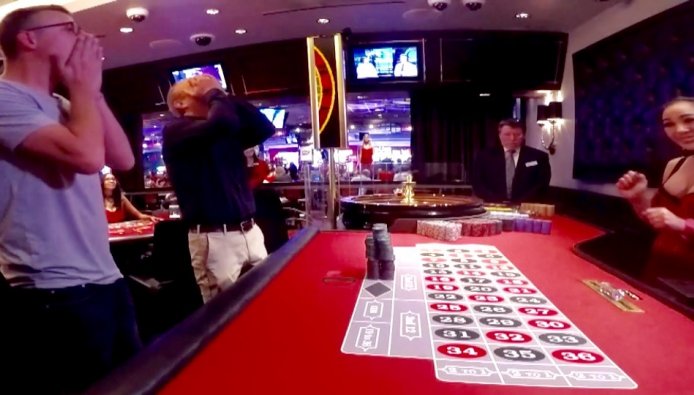 Twee mannen verliezen huis in casino